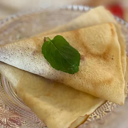 ゲストハウス Ronda エフォリエ・スド