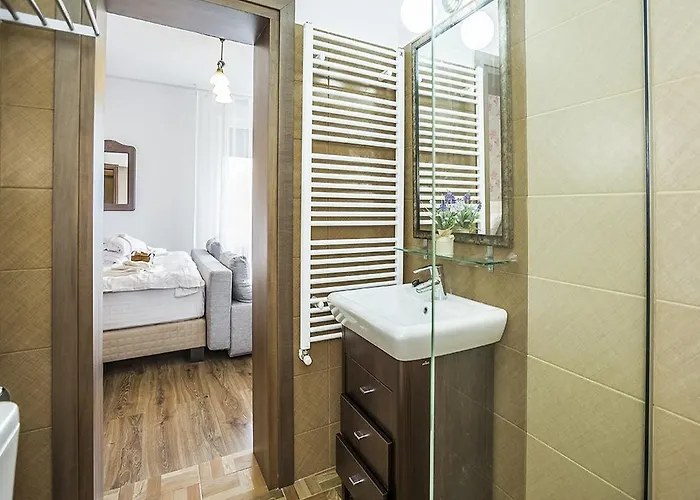 ゲストハウス Ronda エフォリエ・スド