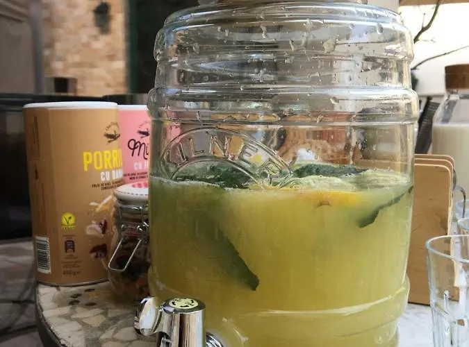 ゲストハウス Ronda 4*