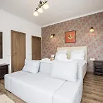 Ronda 4*